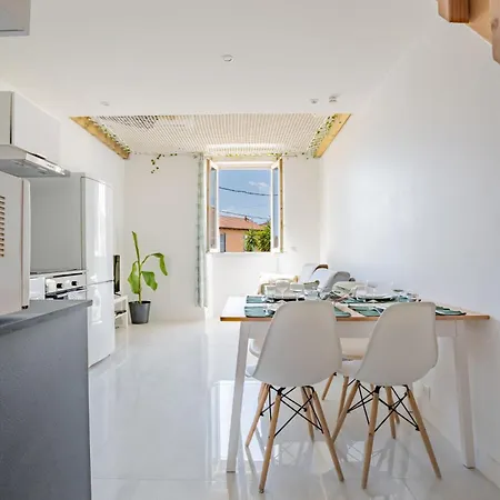 Apartamento Golfe Juan T2 Mezzanine 40m²+ Parking *